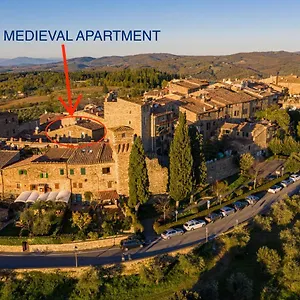 Appartamento Old Medieval, San Donato in Poggio